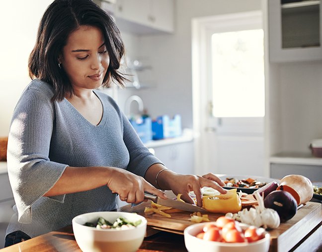 1bac_woman-cooking